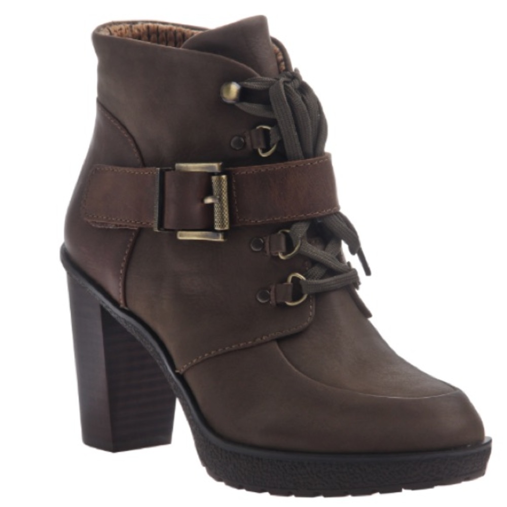 NWT Nicole Sylvie Bootie